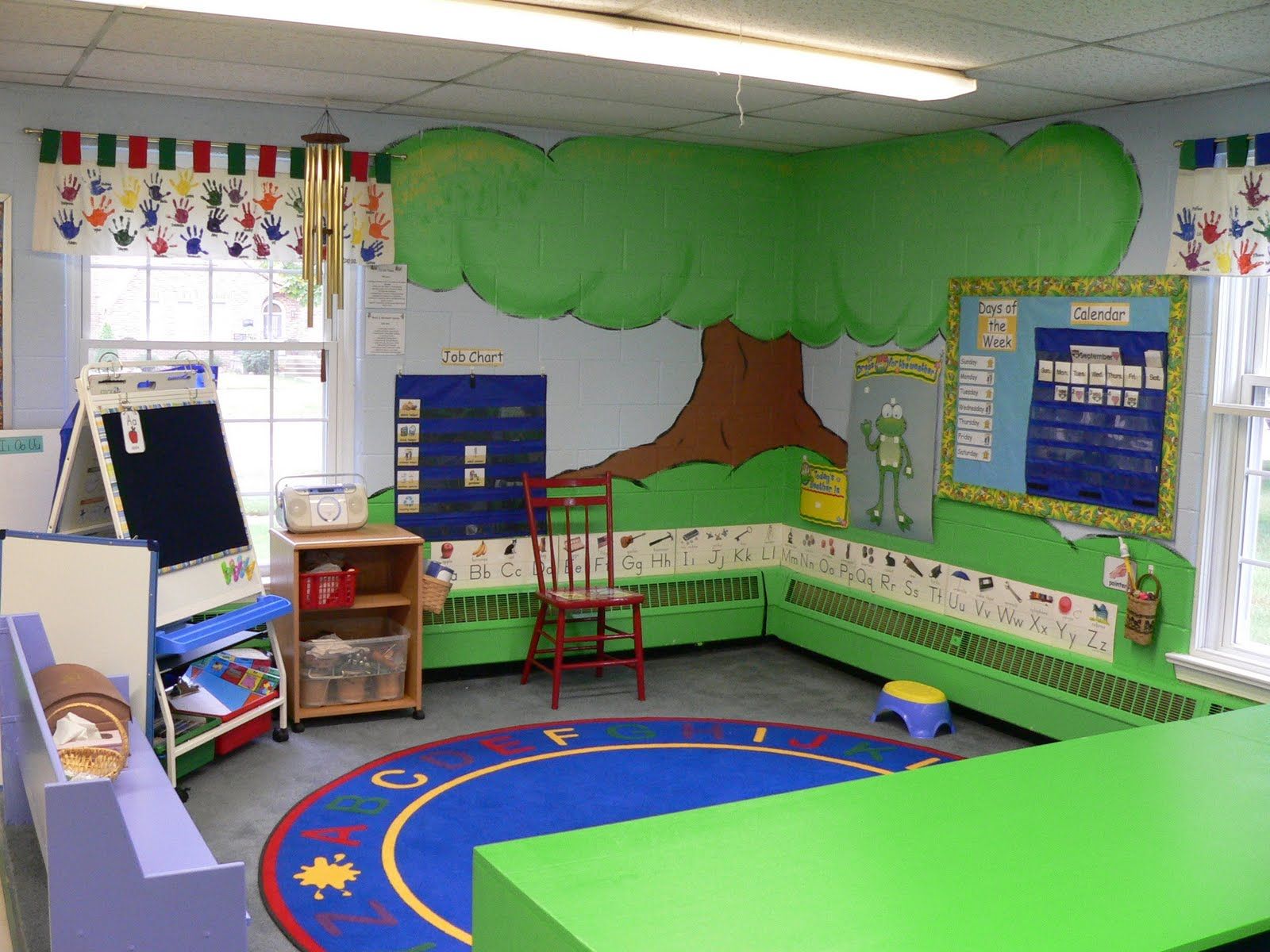 40 Attractive Kindergarten Classroom Decoration Ideas To Make It Look ...